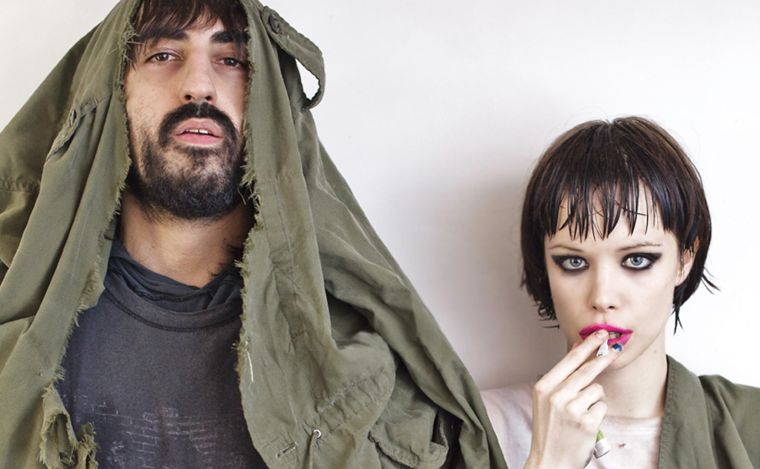Crystal Castles encerra atividades e vocalista seguirá carreira solo