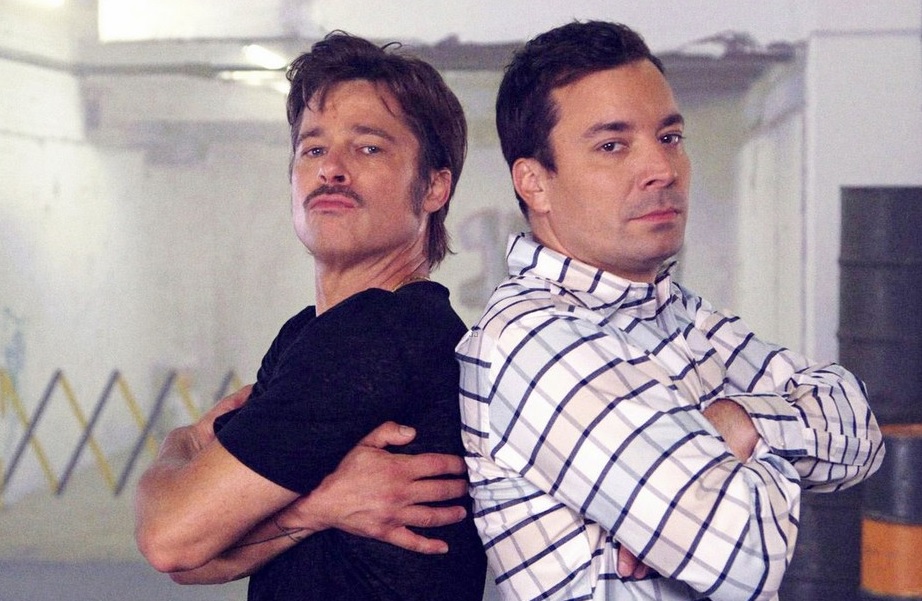 ‘Baguio loko’: Jimmy Fallon entrevista Brad Pitt ao ritmo da breakdance