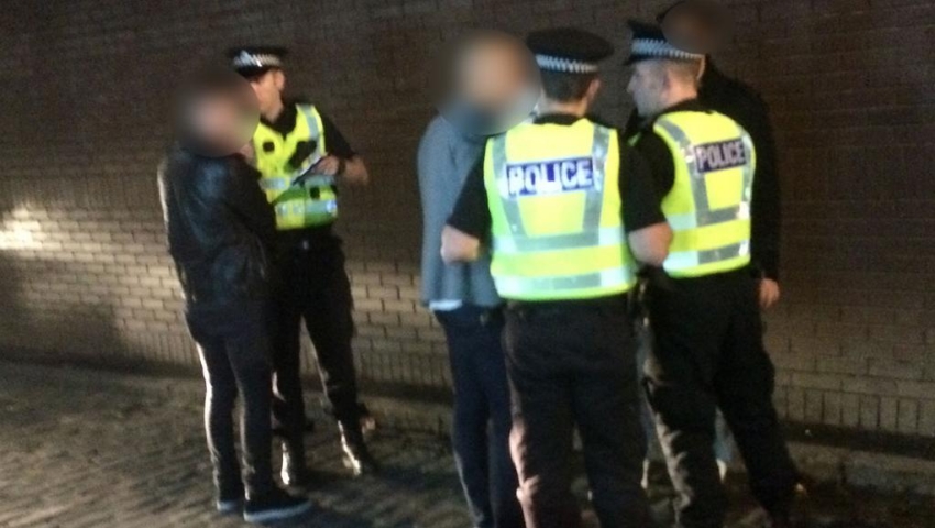 Goleiro polonês é agredido e assaltado por outro jogador no centro de Glasgow