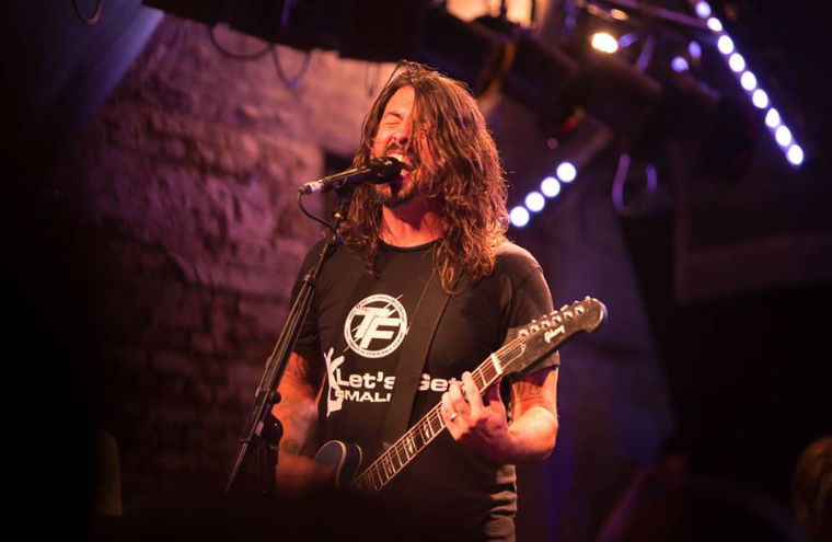 Foo Fighters libera mais uma música; escute The Feast and The Famine