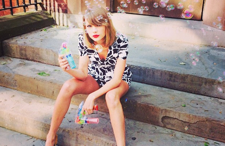 'Blank Space' será novo single de Taylor Swift; já ouviu?