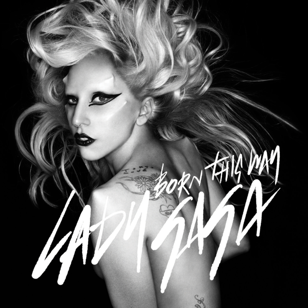 .... e Lady Gaga, Born This Way (2011). Nem a Mãe Monstro escapou...