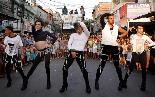 Favela Gay, de Rodrigo Felha 