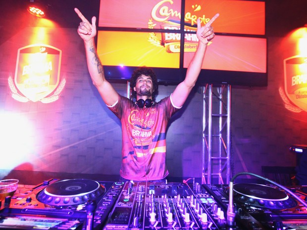 Jesus Luz é o principal exemplo de celebridade que virou DJ