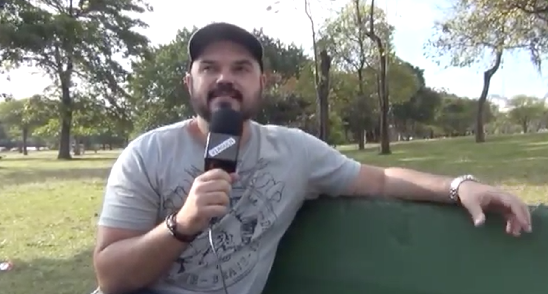 Virgula conversa com o DJ George M, que (não) revela o mistério das Bibas From Vizcaya