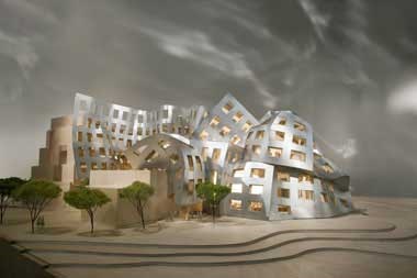 O projeto do The Cleveland Clinic Lou Ruvo Center for Brain Health, com concepção em aço e vidro, é de dar nó no cérebro!