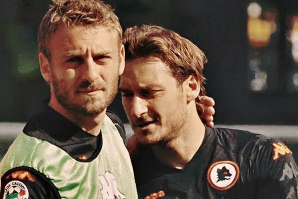Os jogadores italianos Daniele De Rossi e Francesco Totti ganharam o apelido de Torossi