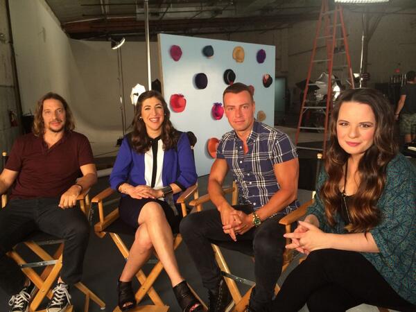 Michael Stoyanov, Mayim Bialik, Joey Lawrence e Jenna von Oy em 2014