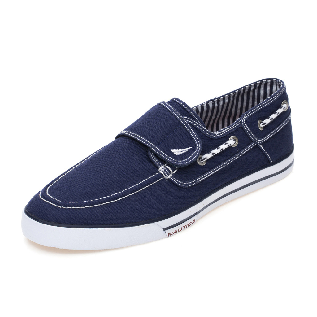 Mocassim; R$ 398, na Nautica (www.nautica-br.com.br). Preço pesquisado em dezembro 2014, sujeito a alteração