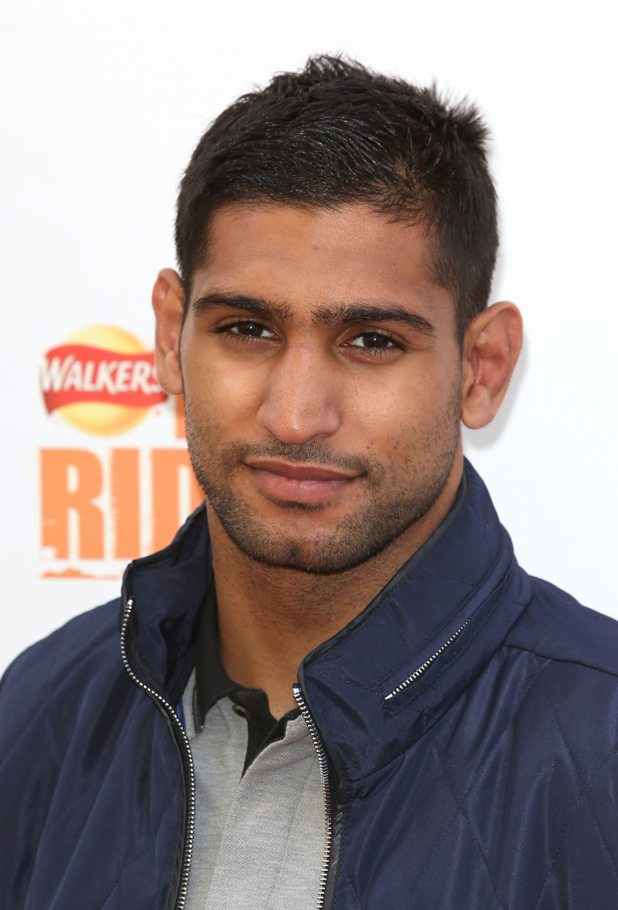 Amir Khan vai enfrentar o americano Devon Alexander, em Las Vegas, com um calção de ouro