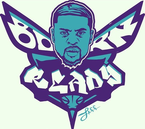 Lance Stephenson ficou no lugar do símbol que representa o escudo do Charlotte Hornets