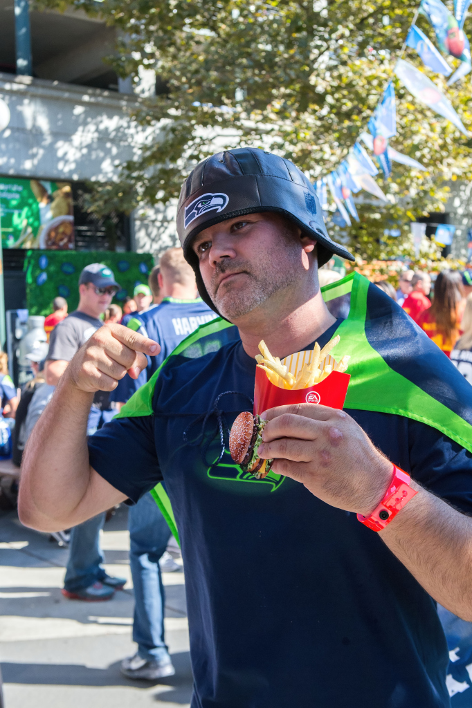 As fantasias passaram a virar um traje típico dos torcedores da NFL