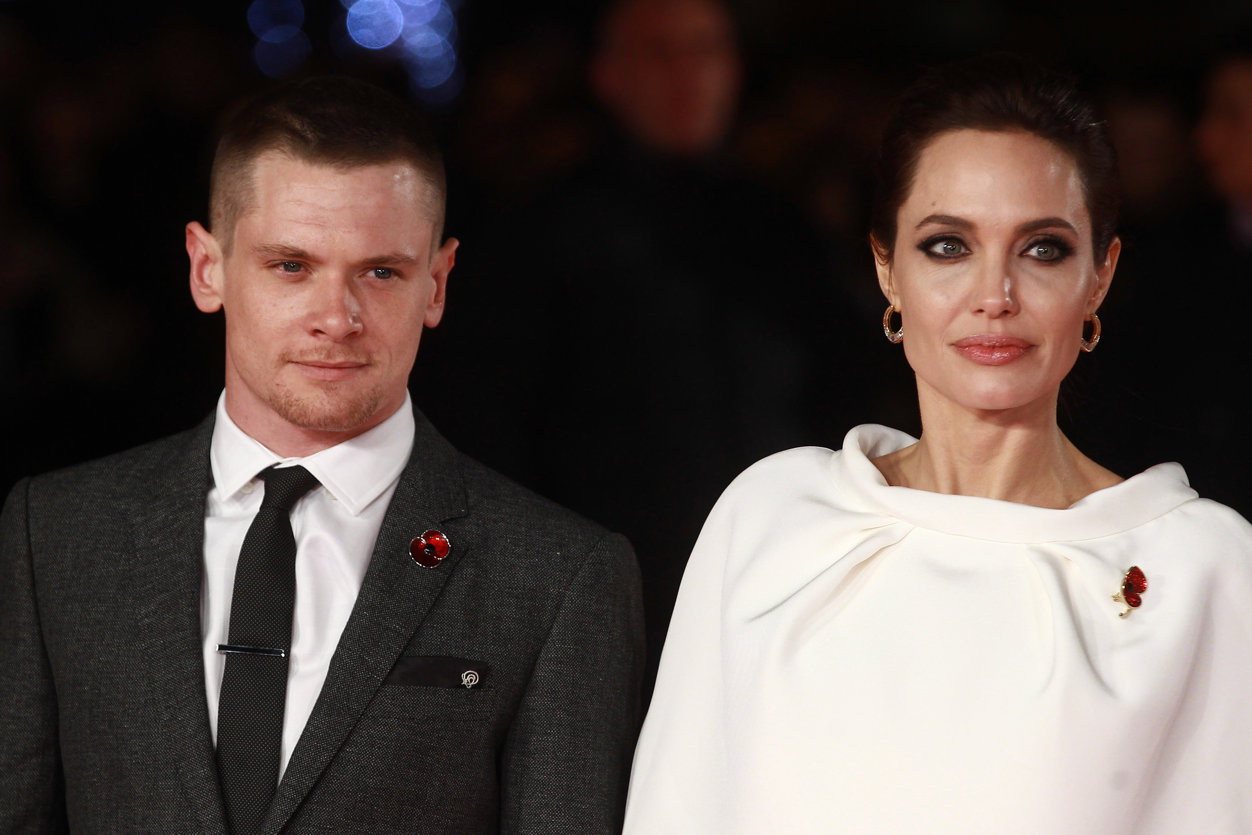 Jack O'Connell, o queridinho da agora diretora Angelina Jolie em pré-estréia inglesa de "Unbroken"