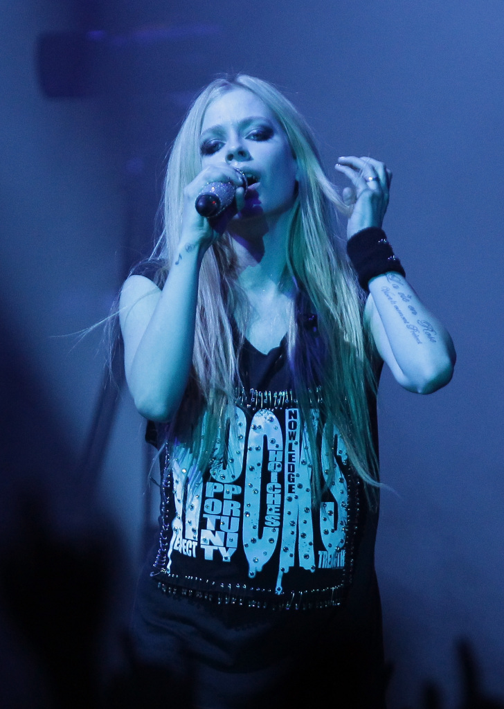 ...Avril Lavigne 