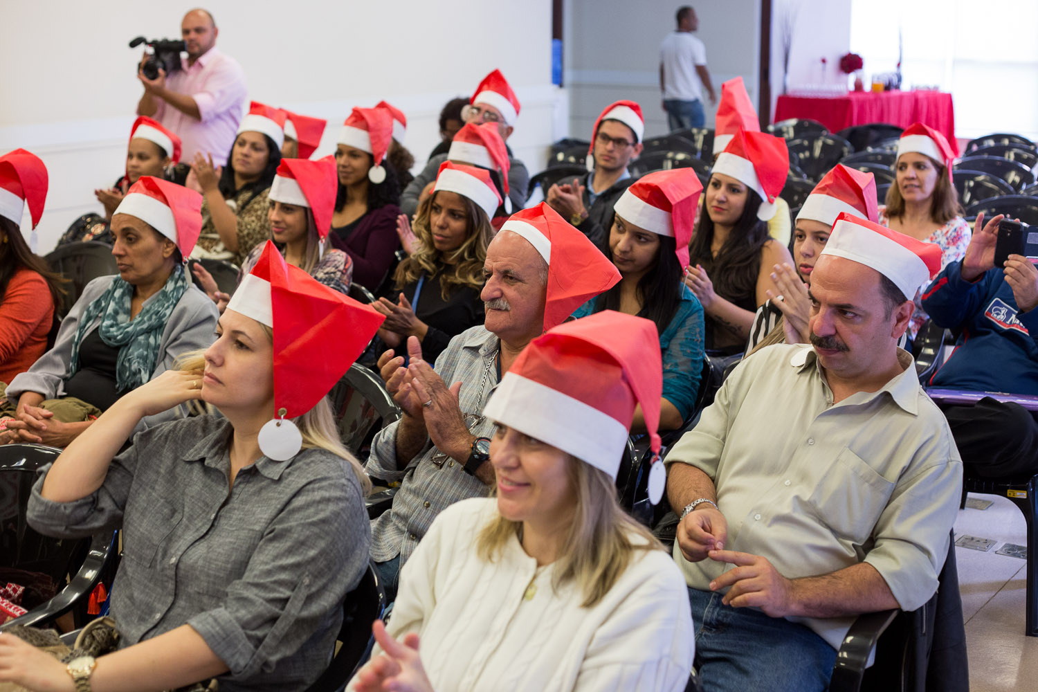 Interessados em trabalhos de Papai Noel, Mamãe Noel ou Noelete participaram do curso