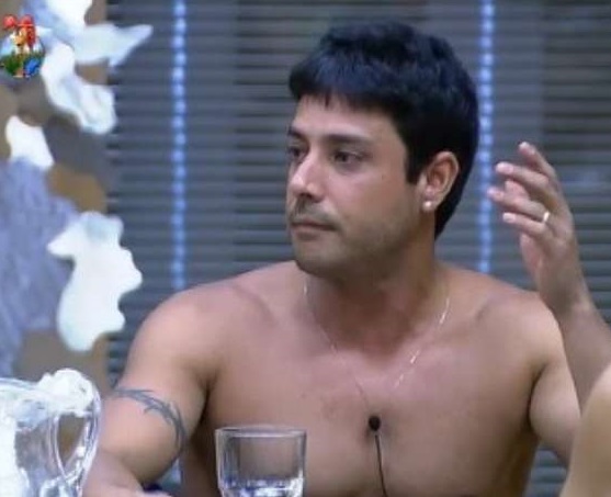 O pagodeiro gêmeo de Márcio Duarte e vocalista do Karametade apareceu mais recentemente falando sobre a emoção de ser pai