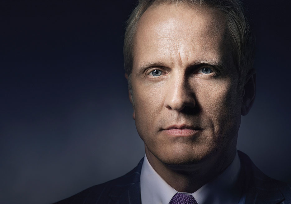 Howard Hamlin (Patrick Fabian) 