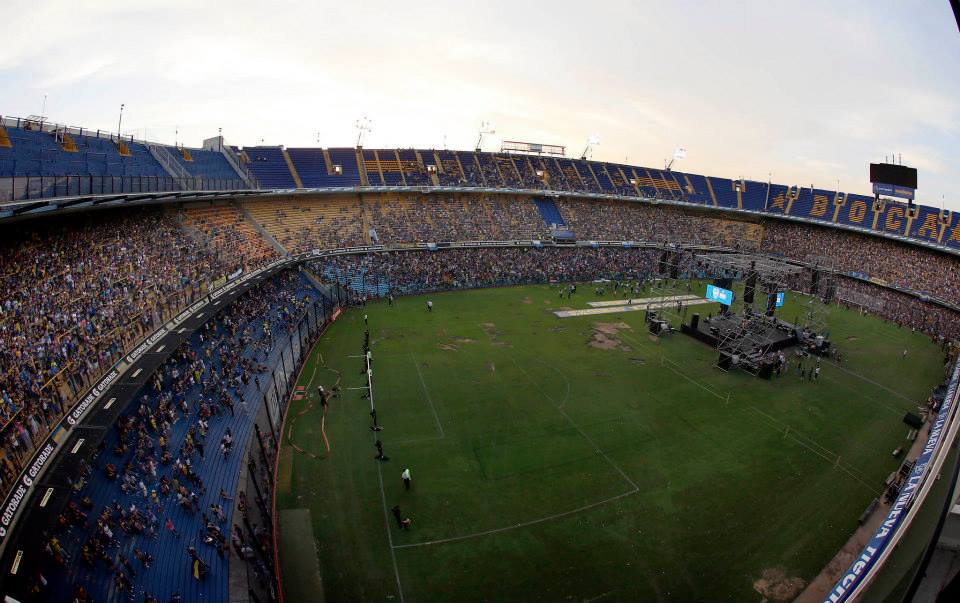 Não era dia de jogo: os hinchas do Boca só queriam declarar amor ao seu time