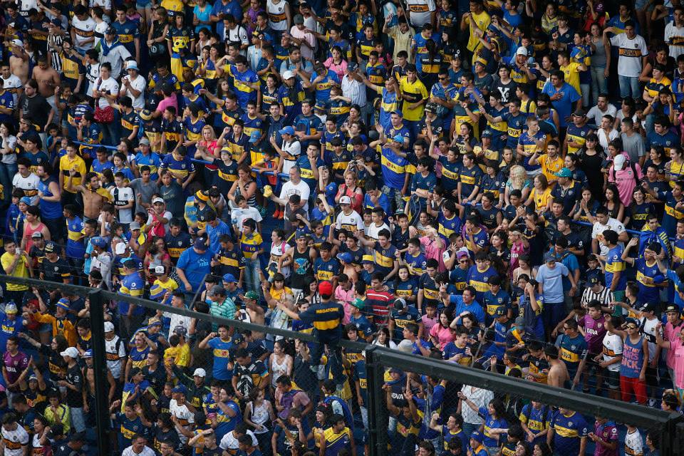 Não era dia de jogo: os hinchas do Boca só queriam declarar amor ao seu time