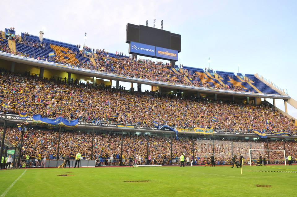 Não era dia de jogo: os hinchas do Boca só queriam declarar amor ao seu time