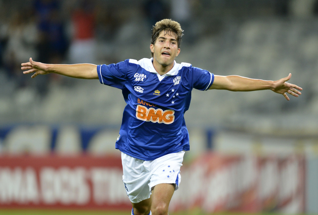 Lucas Silva foi eleito o jogador mais bonito do Brasileirão 2014