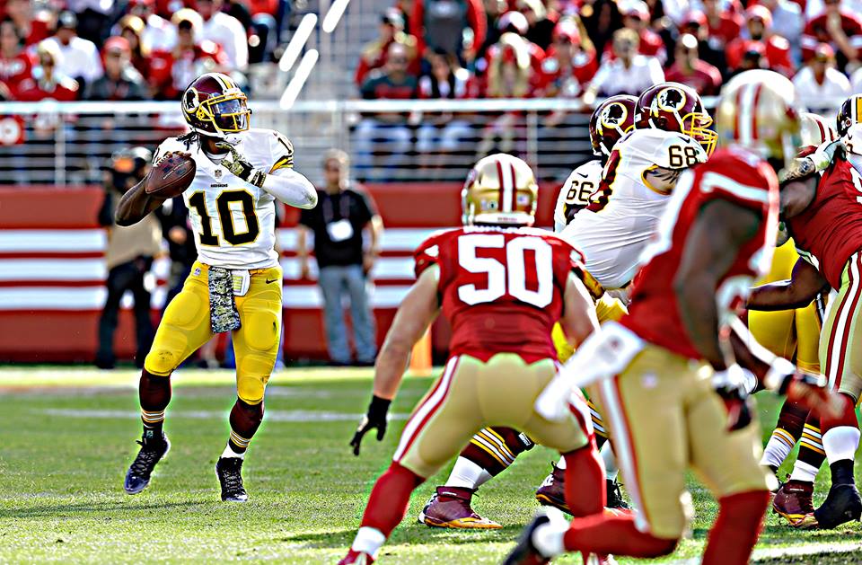 Um dos quarterbacks mais novos da NFL, RG III é uma das sensações do futebol americano nos Estados Unidos