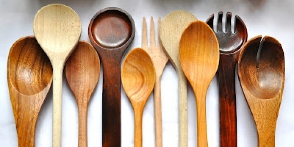 A não ser que o seu presenteado seja fascinado por culinária ou seja um chef, muito provavelmente ele ou ela não gostará de ganhar um kit de colheres como presente de Natal