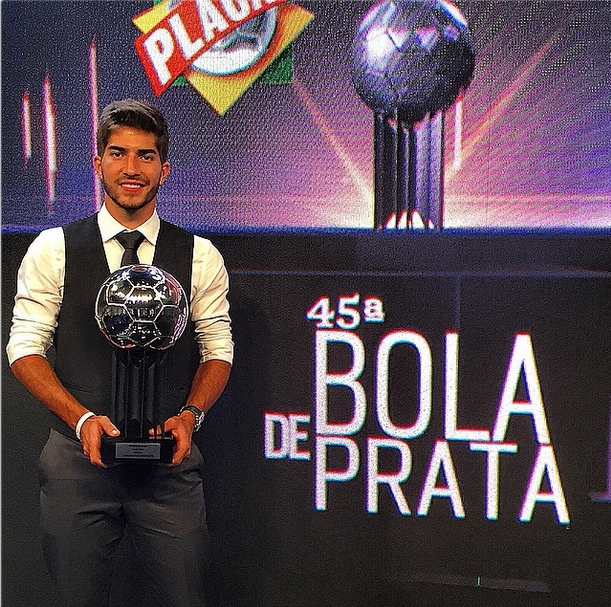 Lucas Silva foi eleito o jogador mais bonito do Brasileirão 2014