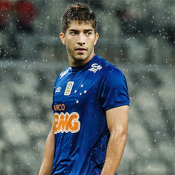 Lucas Silva foi eleito o jogador mais bonito do Brasileirão 2014