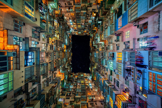 O fotógrafo australiano Peter Stewart  retrata prédios em Hong Kong