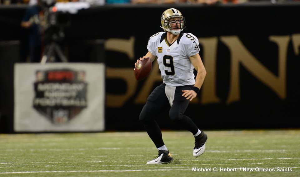 Segundo maior jogador com número de passes para touchdown da história, Drew Brees é outro QB famoso fora da NFL