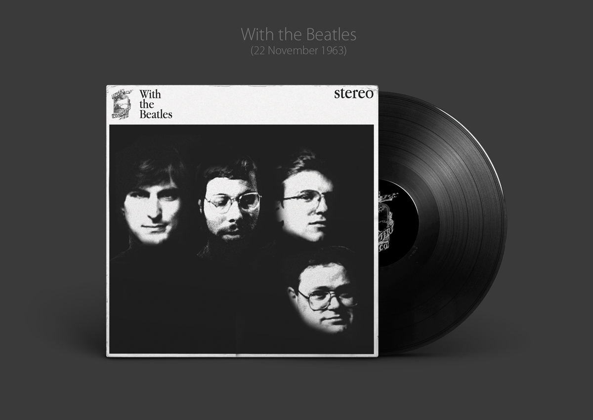 With the Beatles teve uma pequena mudança. Ao invés de Lennon, McCartney, Ringo e George na capa, aparecem Jobs, Wozniack, Espinoza and Scott
