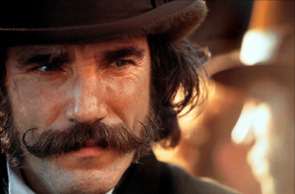 Um dos bigodes mais vistosos do cinema foi o de Daniel Day-Lewis em Gangues de Nova York (2002)