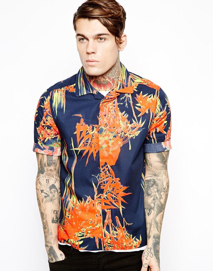 Camisa com estampa havaiana da Diesel; a partir de US$ 94,75, na Asos (us.asos.com). Preço pesquisado em janeiro 2015, sujeito a modificações