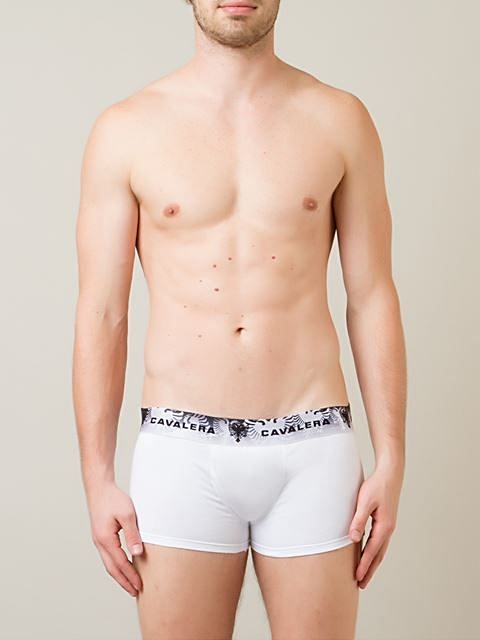 Cueca trunk da Cavalera 100% algodão; R$ 34, na Farfetch (www.farfetch.com). Preço pesquisado em janeiro de 2015, sujeito a modificações