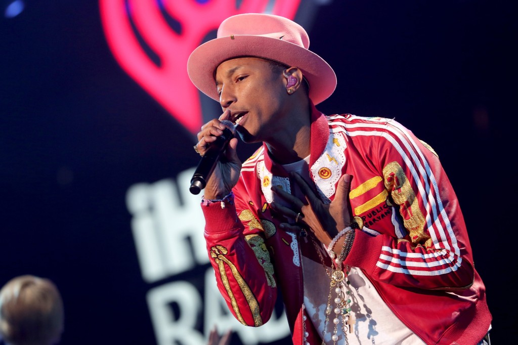 A quarta edição brasileira do internacional Lollapalooza traz grandes nomes como: Pharrell Williams (foto), Jack White, Interpol, Skrillex, Robert Plant, Smashing Pumpkins, Calvin Harris, Kasabian, Foster The People e muito mais! Dias 28 e 29 de março no Autódromo de Interlagos, em São Paulo.