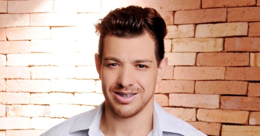 Cézar Lima levou o prêmio de R$ 1,5 milhão do BBB 15. Ele gastou parte do prêmio, cerca de R$ 80 mil, para reformar a casa onde moram os pais do rapaz em Guarapuava, no interior do Paraná. Com outra parte do prêmio, ele fez investimentos e financiou os estudos