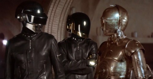 Os eletrônicos do Daft Punk também participaram do vídeo promocional da Adidas e trocaram uma ideia com o C3-PO, o avô deles