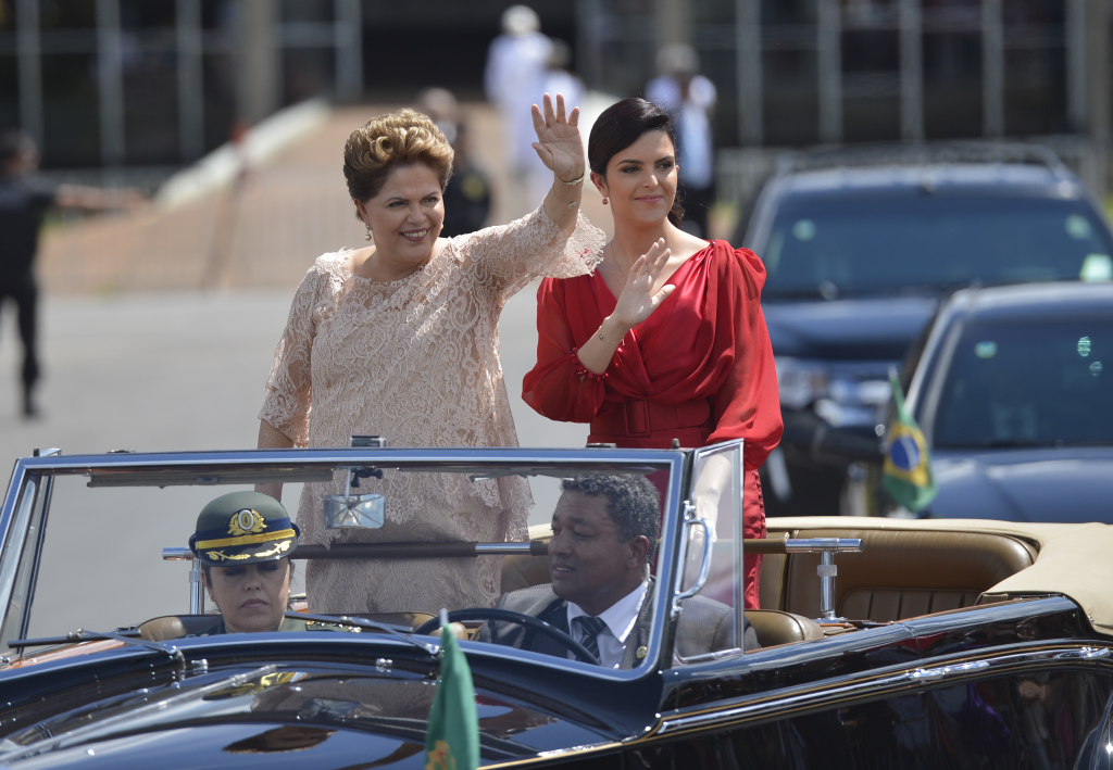 Primeira mulher a assumir a presidência do Brasil e, segundo a Forbes, a sétima mulher mais poderosa do mundo