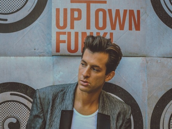 Mentor musical de Amy Winehouse, Mark Ronson terá seu novo álbum Uptown Special lançado no dia 27 de janeiro. Ele diz que a inspiração vem dos seus dias de DJs antes da carreira como produtor. Bruno Mars, Jeff Bhasker, Emile Haynie e Kevin Parker, do Tame Impala, também participam.