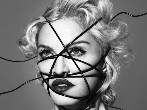 A gente vai ter que esperar até 10 de março para ouvir Rebel Heart, o novo álbum de Madonna. Tão esperado que a própria Madge teve de antecipar algumas músicas para evitar a pirataria. Diplo, Avicii e Natalia Kills estarão no disco da Rainha do Pop.