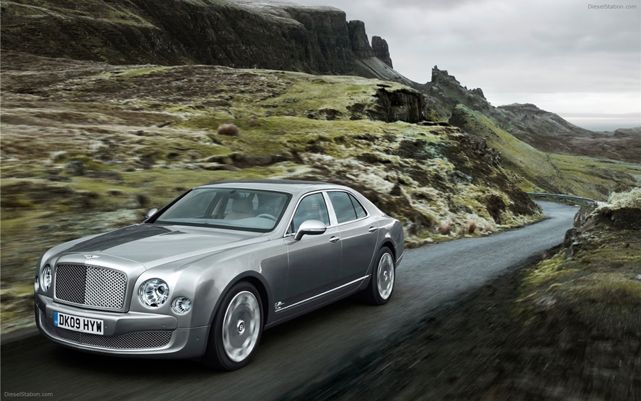 Bentley Motors Limited é uma empresa automobilística britânica de automóveis de luxo e grand tours, fundada em 18 de janeiro de 1919, pelo engenheiro britânico Walter Owen Bentley 2 (1888-1971). Uma das suas principais metas é unir luxo e desempenho esportivo, tanto que teve cinco vitórias em Le Mans em 1920, e apesar de ser comprada pela Volkswagen em 1998, mantém esse desejo vivo de seu fundador. Um modelo Bentley Mulsanne custa por volta de US$ 298,9 mil