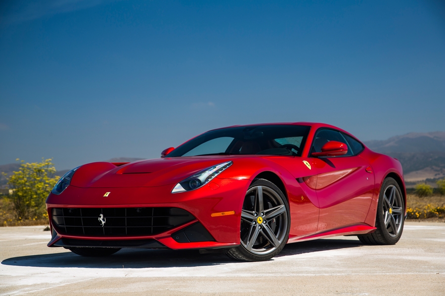 Ferrari é um fabricante italiano de automóveis (tanto de competição, como esportivos) de luxo, fundada por Enzo Ferrari no ano de 1929 como Scuderia Ferrari. No início, a Scuderia Ferrari patrocinou pilotos e carros de corrida fabricados, tendo, no ano de 1946, começado a sua produção independente, tornando-se, mais tarde, Ferrari S.p.A., e em 1969, quando foi vendida 50% das ações para a Fiat, sendo adquirido os 85% restantes, em 2014. Depois, a Piero Ferrari adquiriu 10 % das ações. Uma Ferrari F12 Berlinetta começa em US$ 315,8 mil