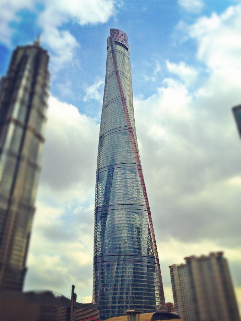 Onde: Xangai (China)
Altura: 632 m
Número de andares: 121
Previsão de inauguração em 2015
