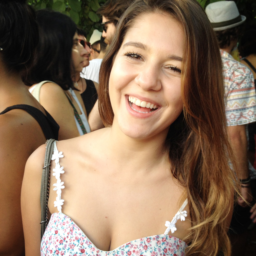 Eu dei um fora em um cara muito mais novo, mas ele insistiu dizendo: 'Não faz isso comigo. Não me esnoba porque meu pai e minha mãe morreram'. Foi a cantada mais bad que eu já levei.