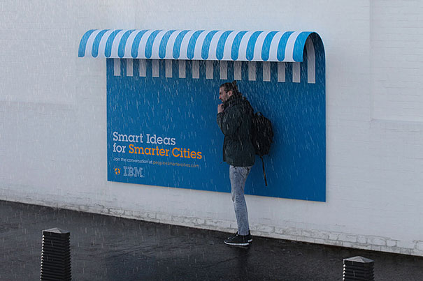 Uma série de peças da IBM, com o slogan 'Ideias espertas para pessoas espertas', foi criada para melhorar a vida das pessoas. Aqui, um abrigo para chuva..