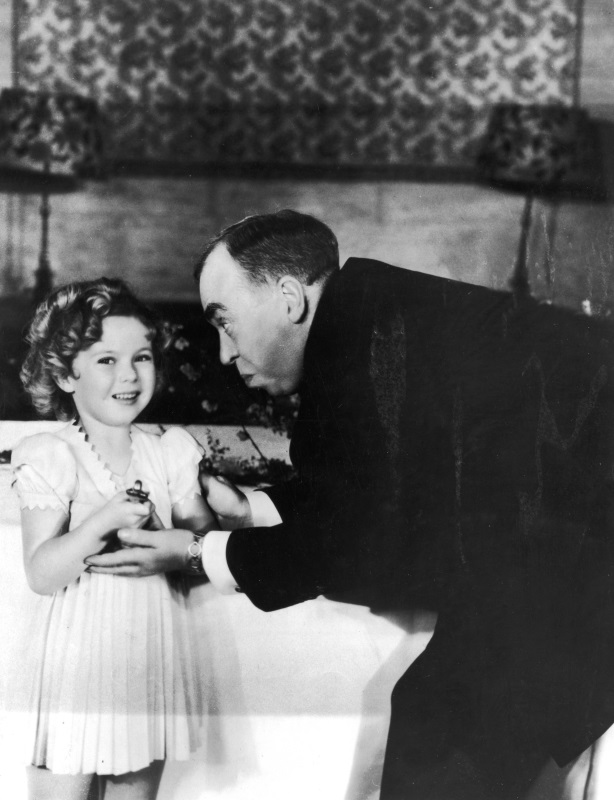 A garota prodígio foi a pessoa mais jovem no ramo da atuação a levar um Oscar, em 1935 - mas foi um Oscar especial, honorário, ou seja, ela não concorreu com ninguém 