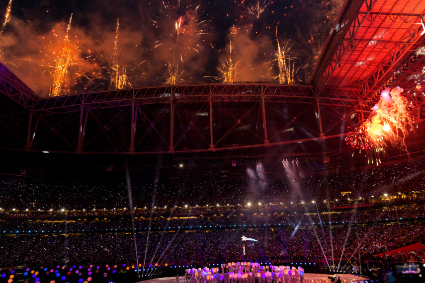 Katy Perry durante o show do intervalo em Glendale, Arizona, no Phoenix Stadium