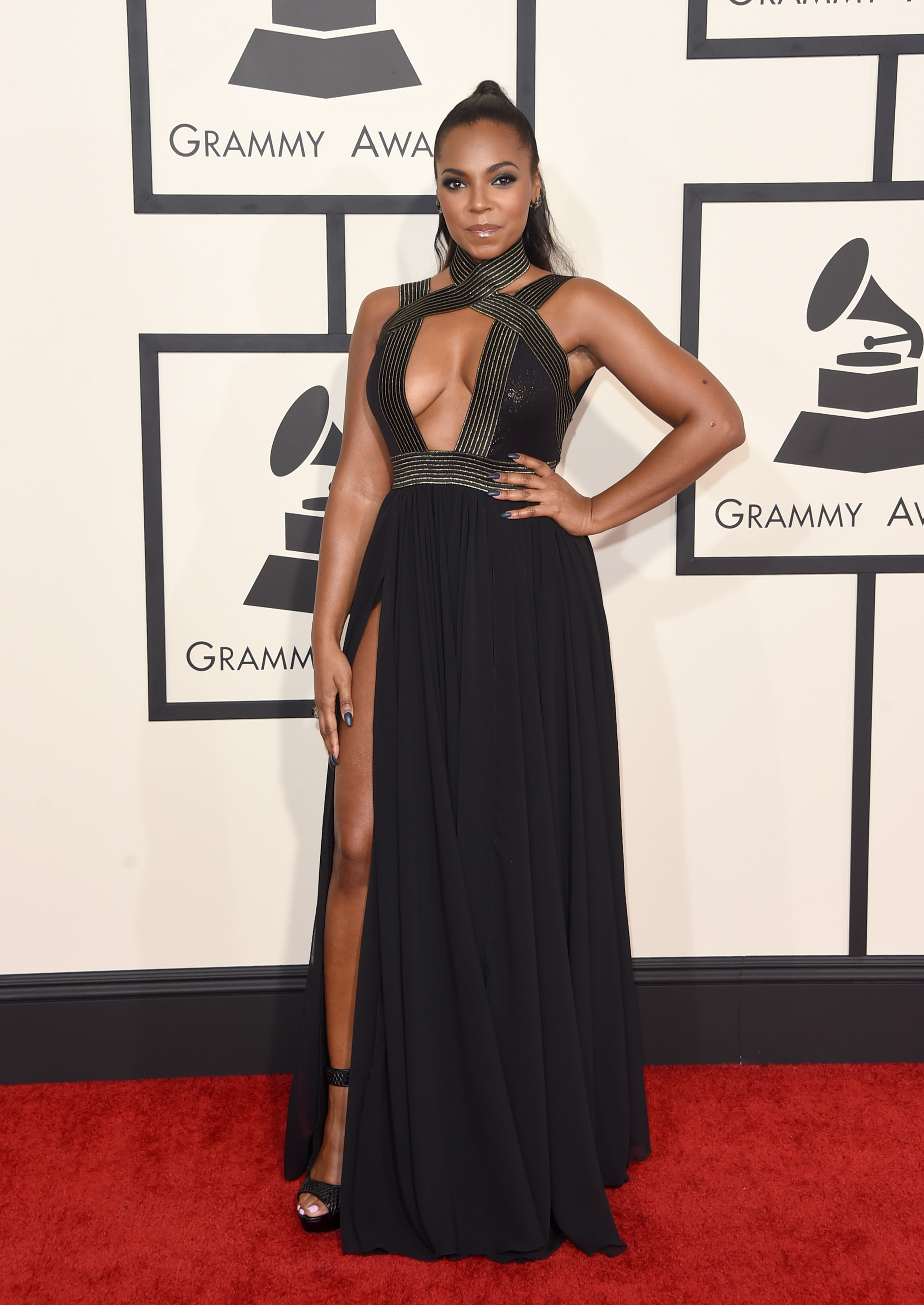 LOS ANGELES, CA - FEBRUARY 08:  Singer Ashanti attends The 57th Annual GRAMMY Awards at the STAPLES Center on February 8, 2015 in Los Angeles, California.  (Photo by Jason Merritt/Getty Images)
