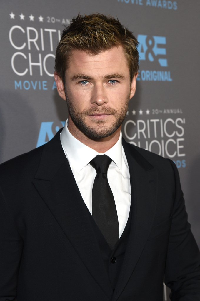 Você deve conhecer o Chris Hemsworth, que, além de viver o Thor nos cinemas, foi eleito o homem mais sexy de 2014...